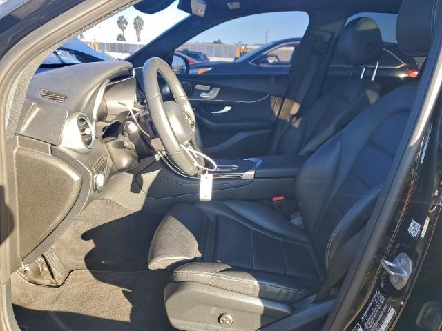 Mercedes-Benz GLC 300 Image 11