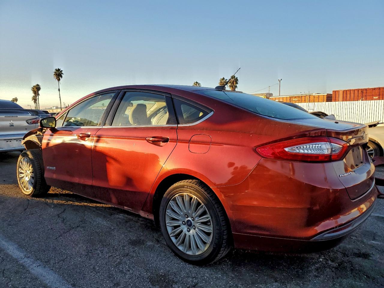Ford Fusion Se Hybrid Image 2
