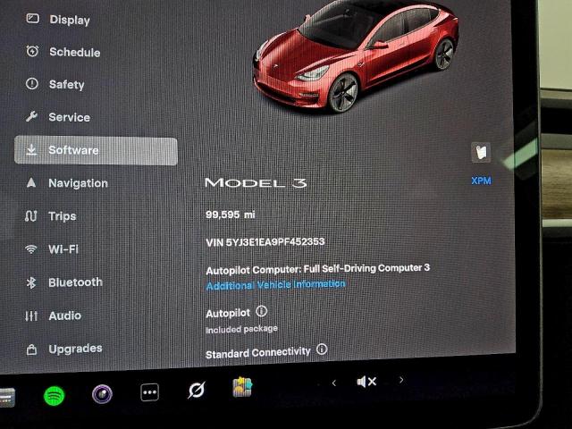 Tesla Model 3 Image 10