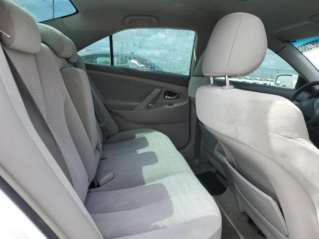 Toyota Camry Base Image 10