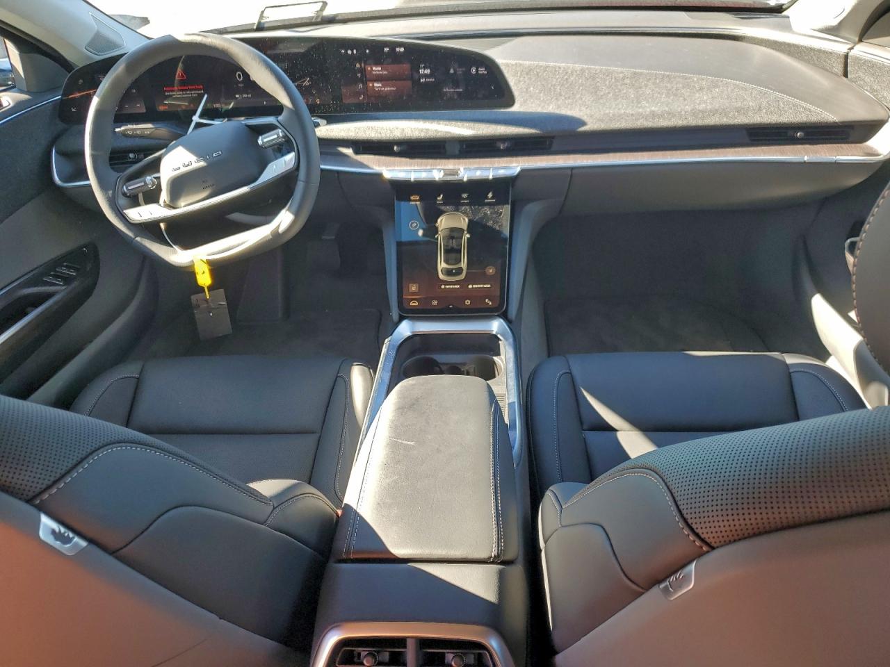 Lucid Motors Air Pure Pure Image 8