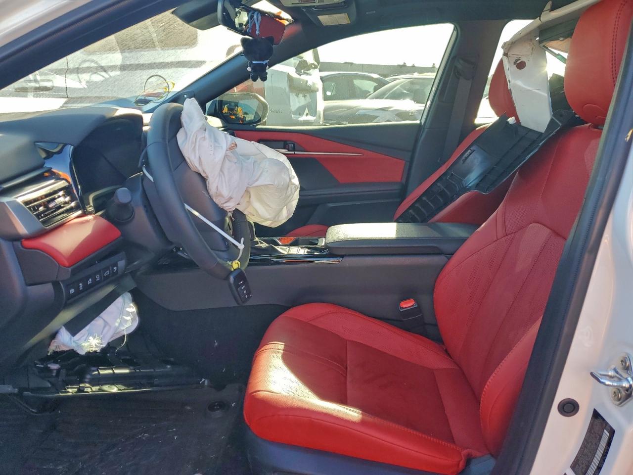 Toyota Camry Xse Image 11