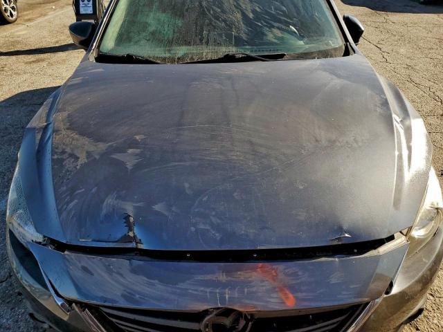 Mazda 3 Grand Touring Image 11