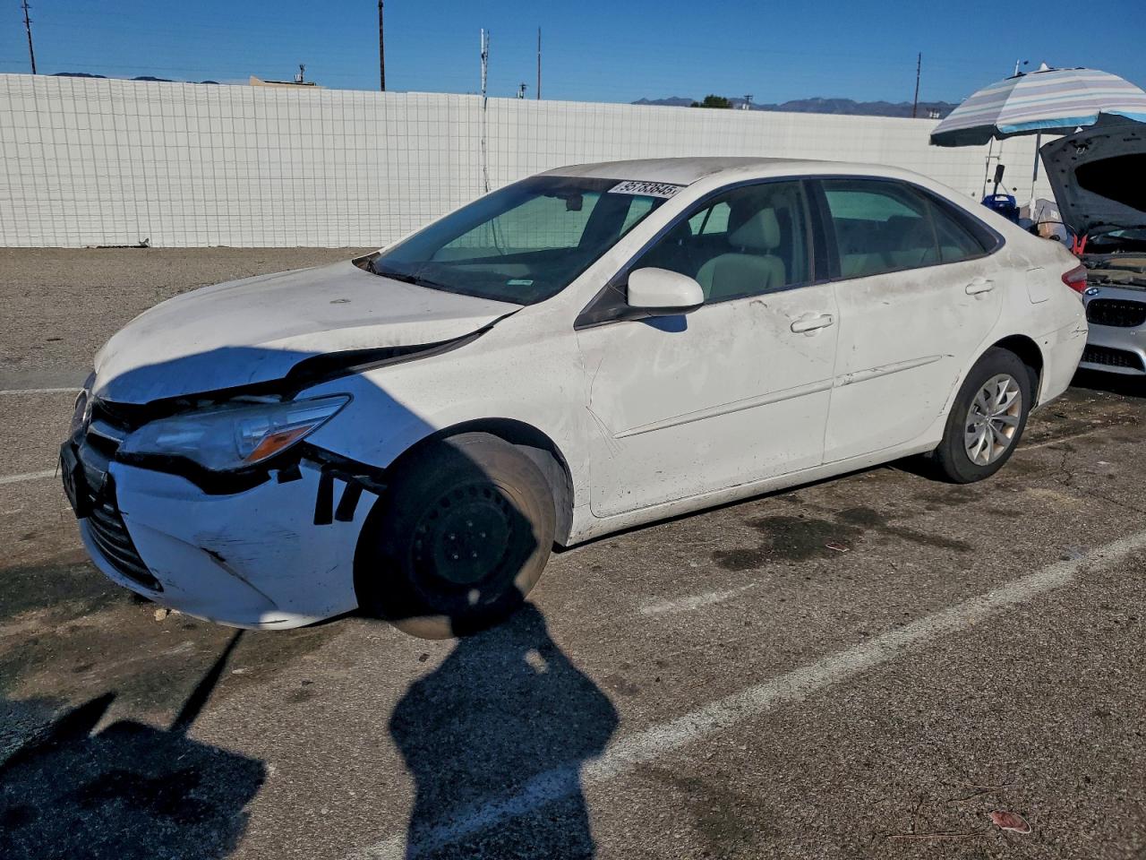 Toyota Camry Le Image 1