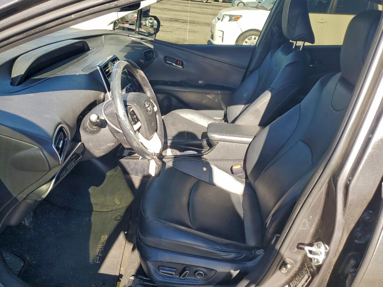 Toyota Prius Image 7