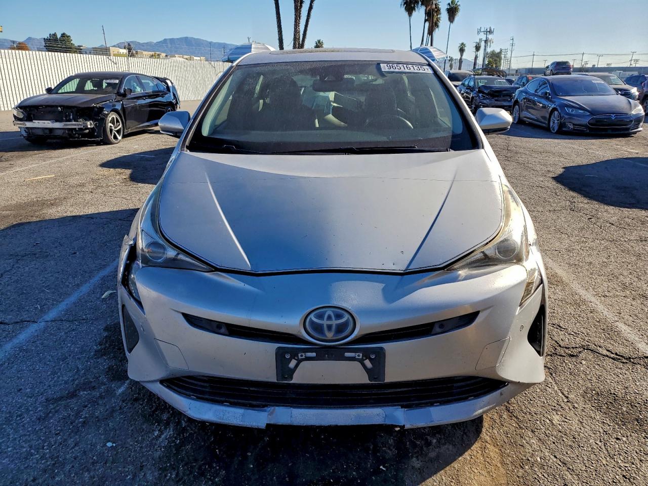 Toyota Prius Image 10