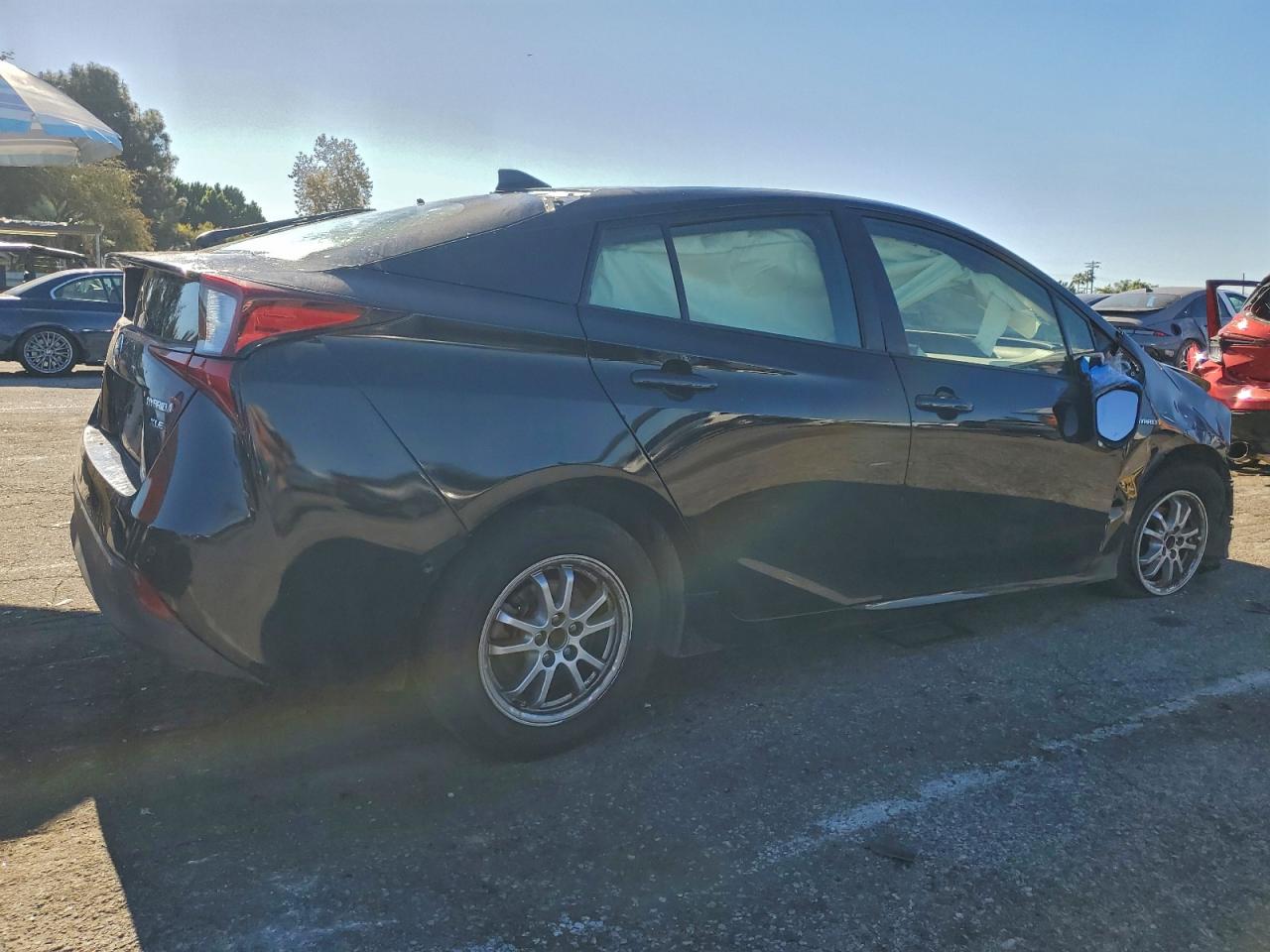 Toyota Prius Image 12