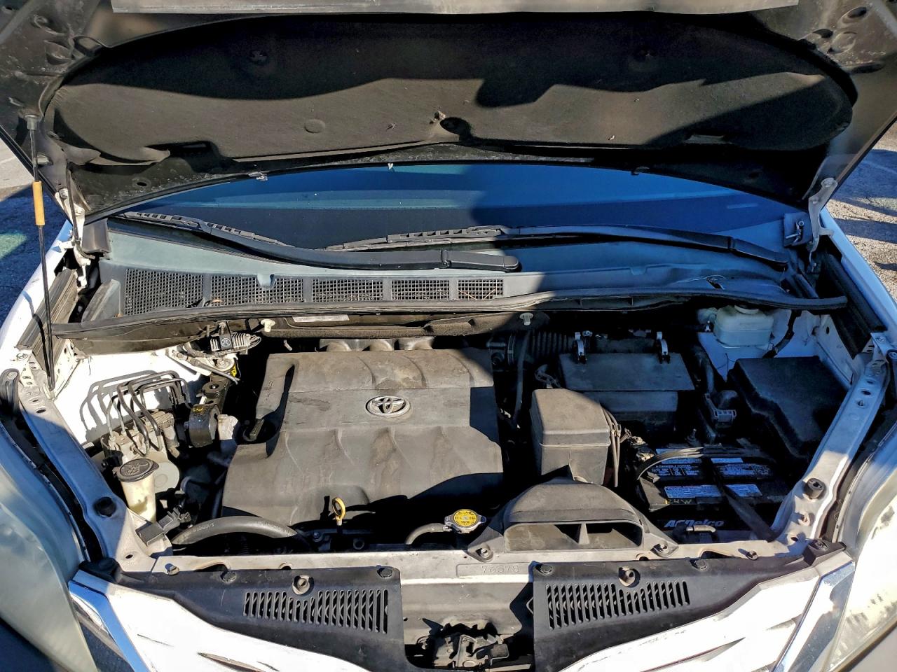 Toyota Sienna Le Image 13