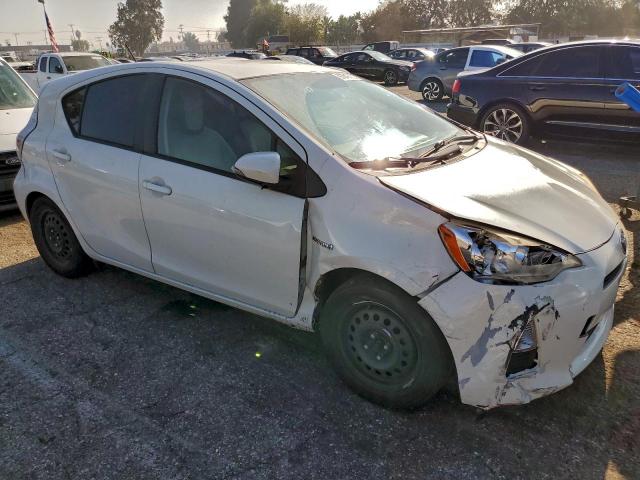 Toyota Prius Image 10