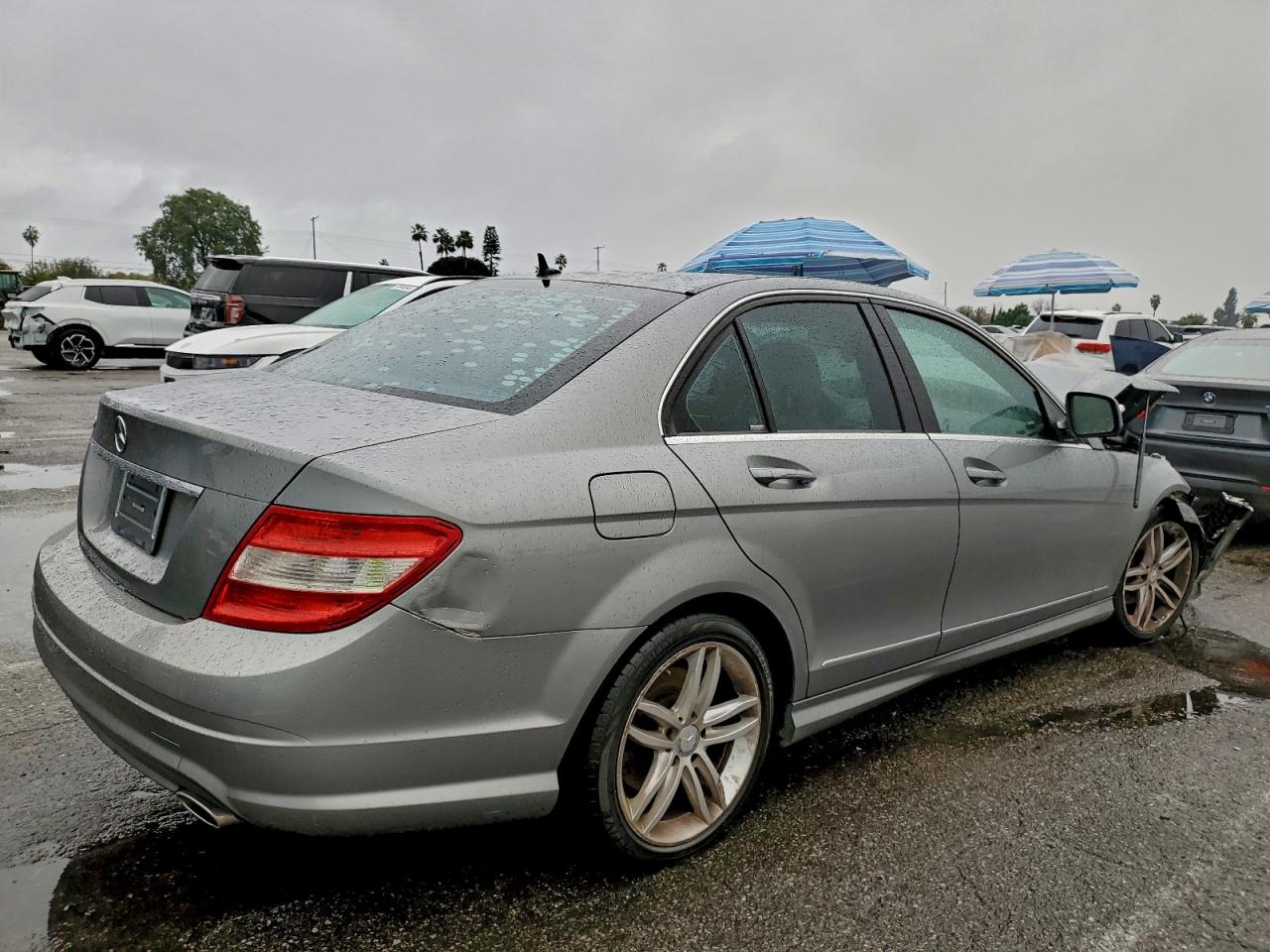 Mercedes-Benz C-Class 300 Image 11