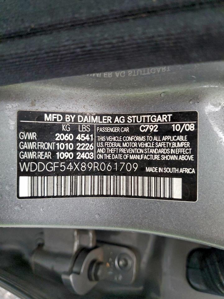 Mercedes-Benz C-Class 300 Image 4