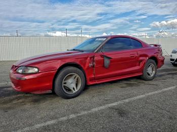  Salvage Ford Mustang