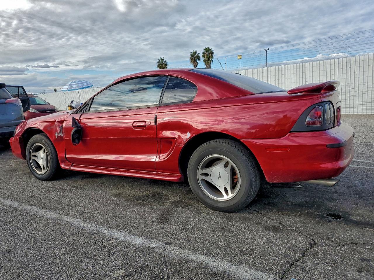 Ford Mustang Image 2