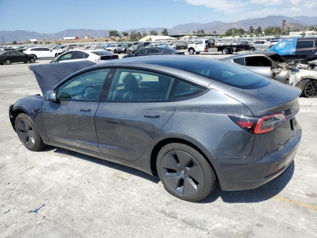 Tesla Model 3 Image 6