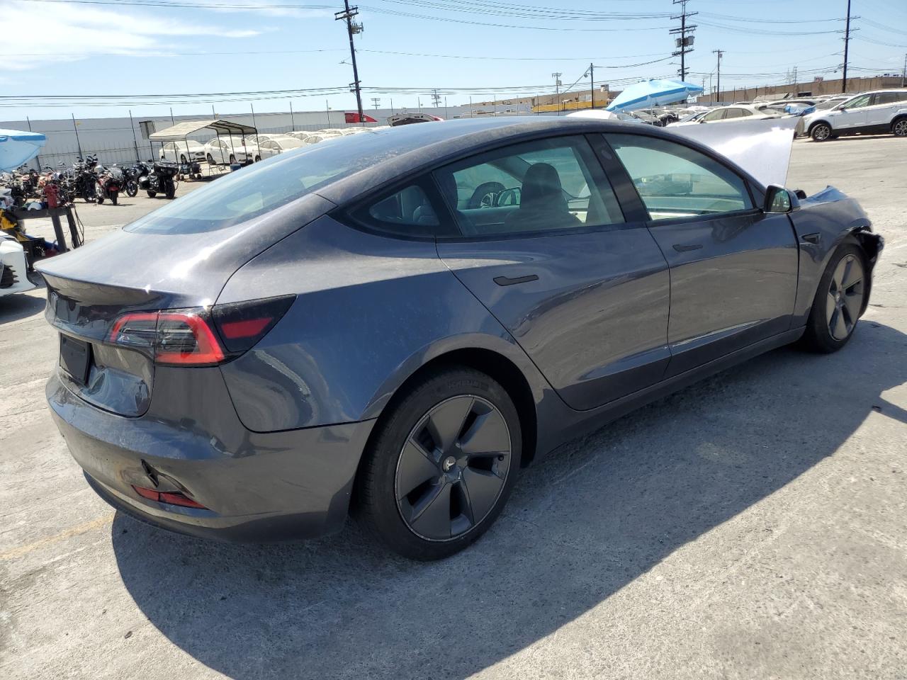 Tesla Model 3 Image 2