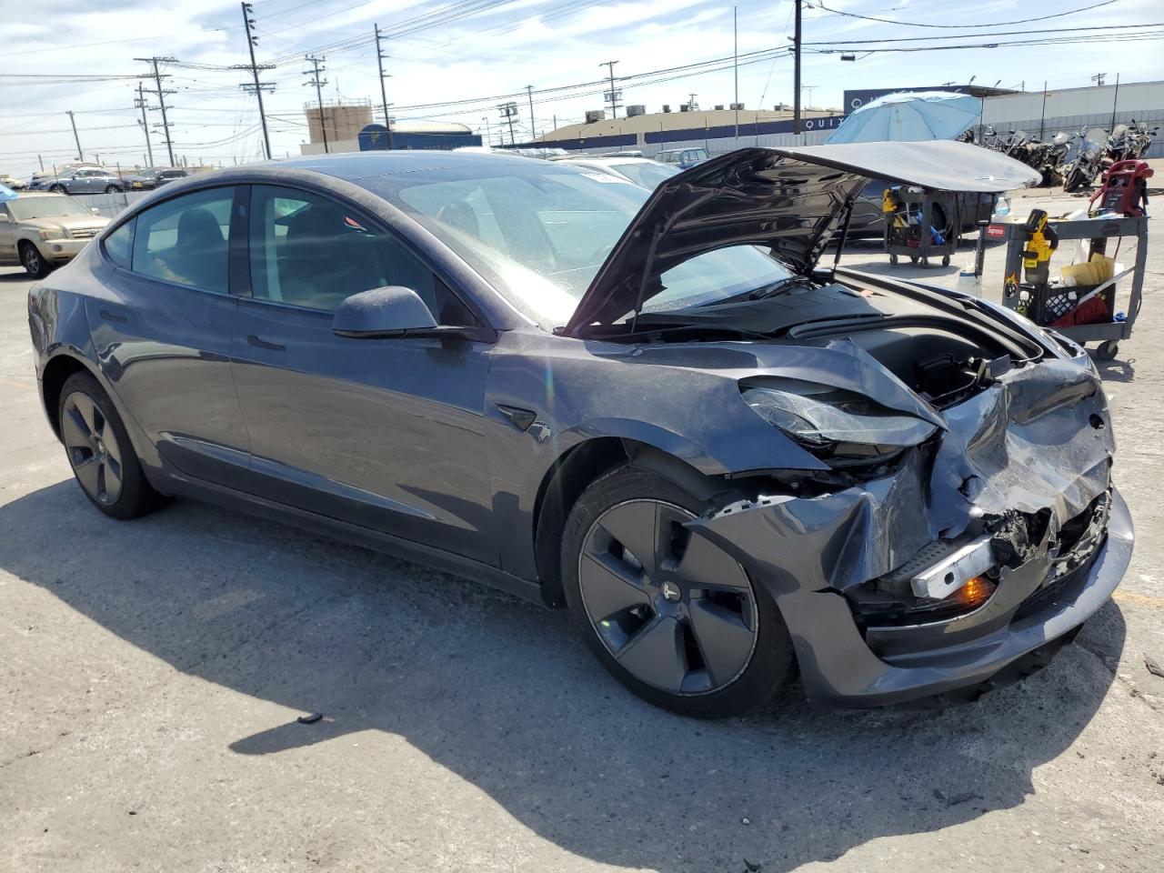 Tesla Model 3 Image 3