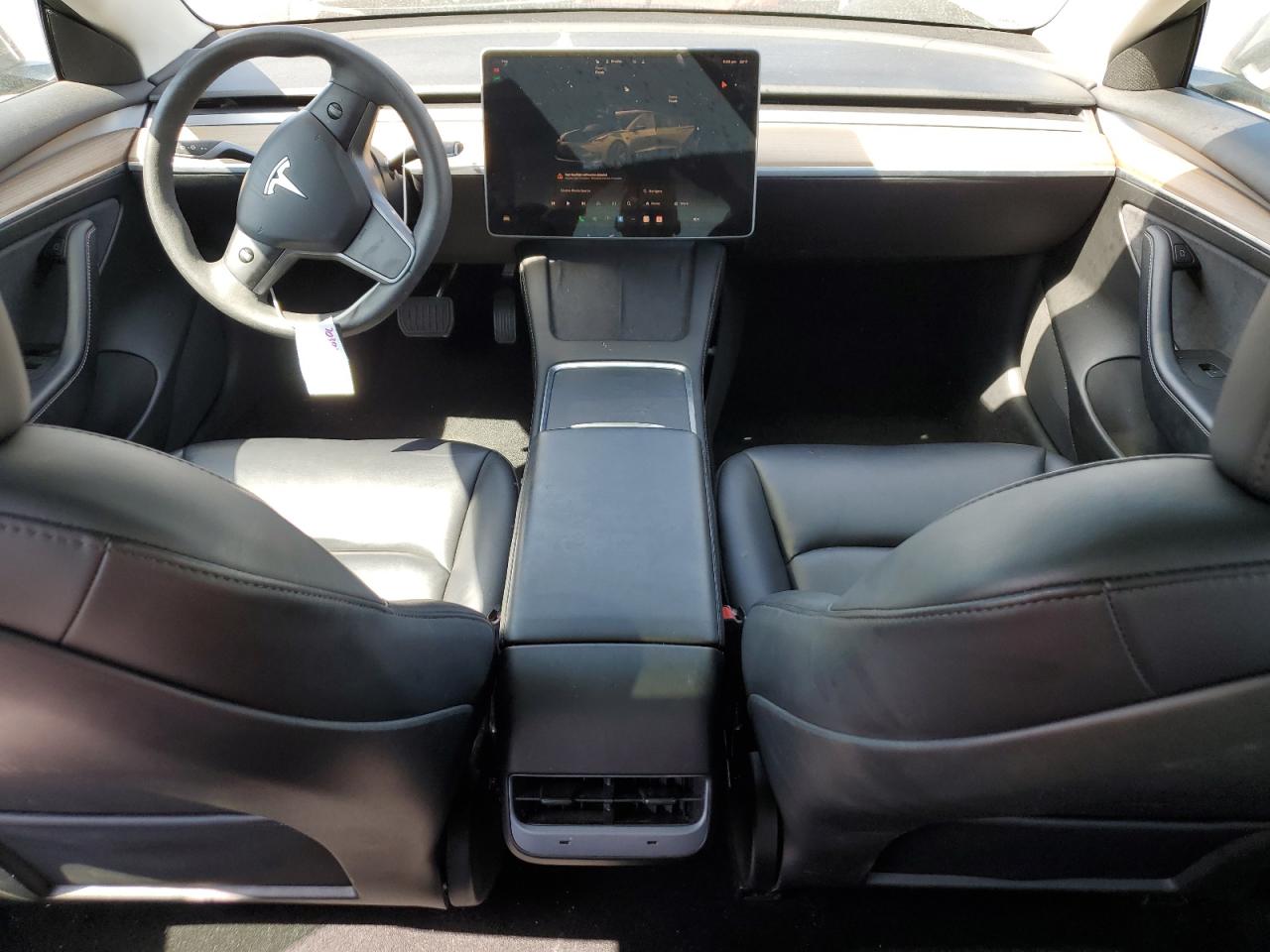 Tesla Model 3 Image 5