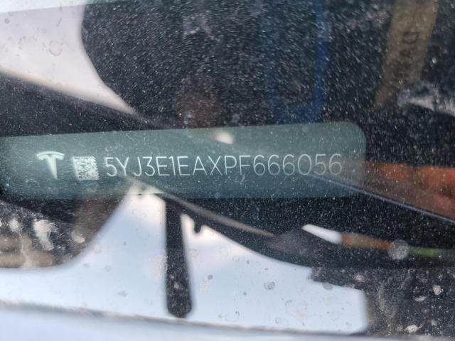 Tesla Model 3 Image 11