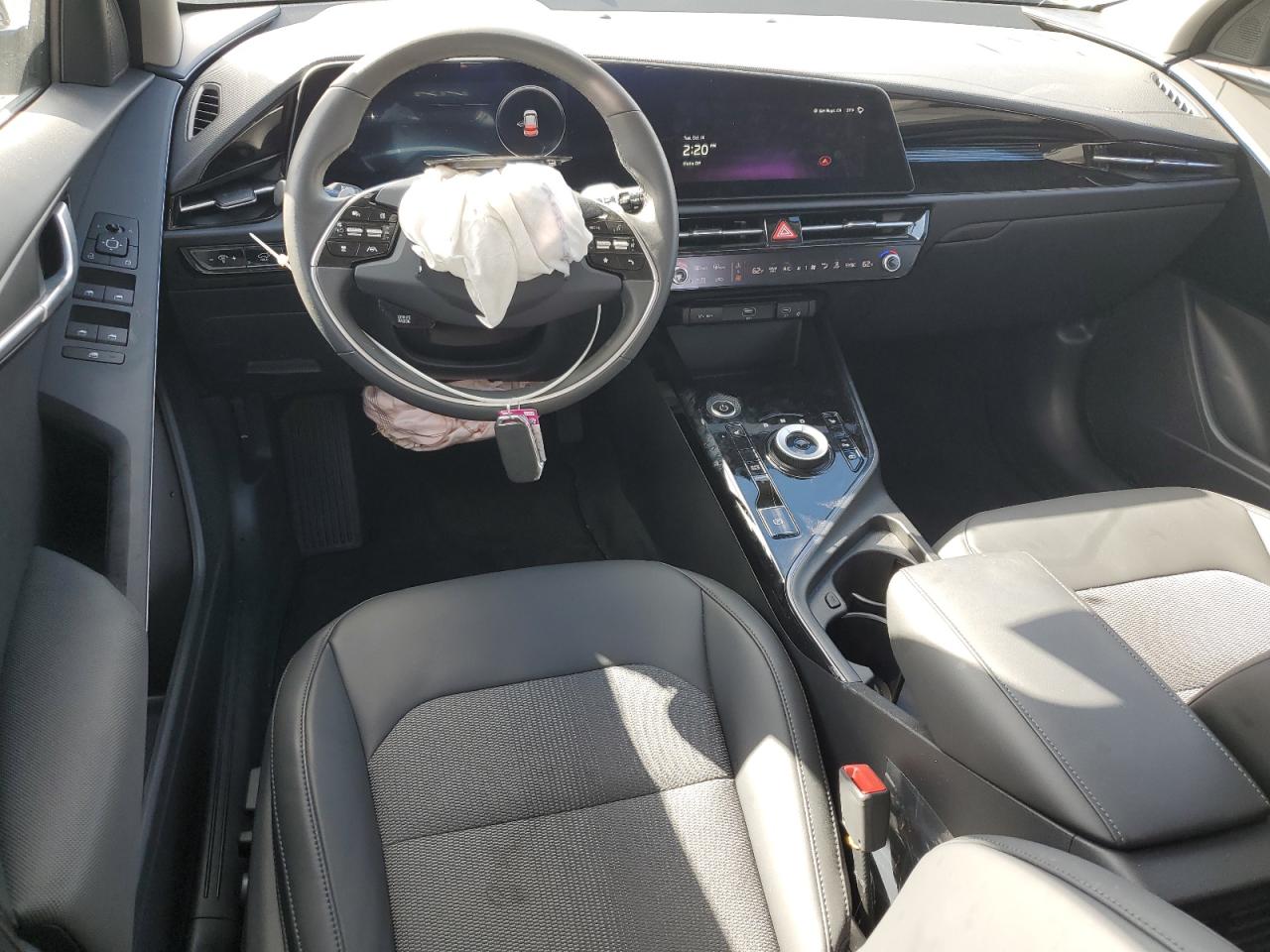 Kia Niro Wind Image 13