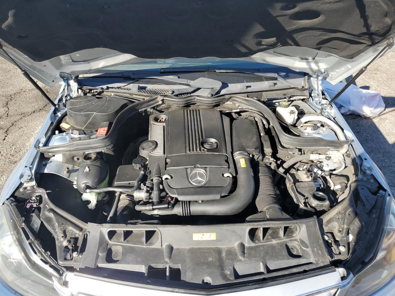 Mercedes-Benz C-Class 250 Image 11