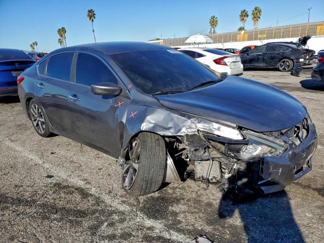 Nissan Altima 2.5 Image 4