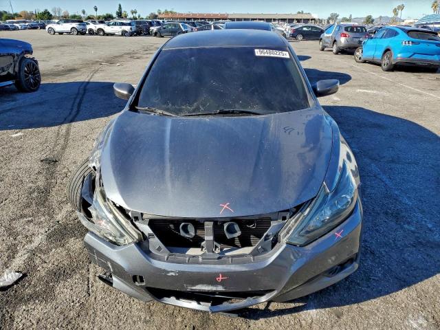 Nissan Altima 2.5 Image 2