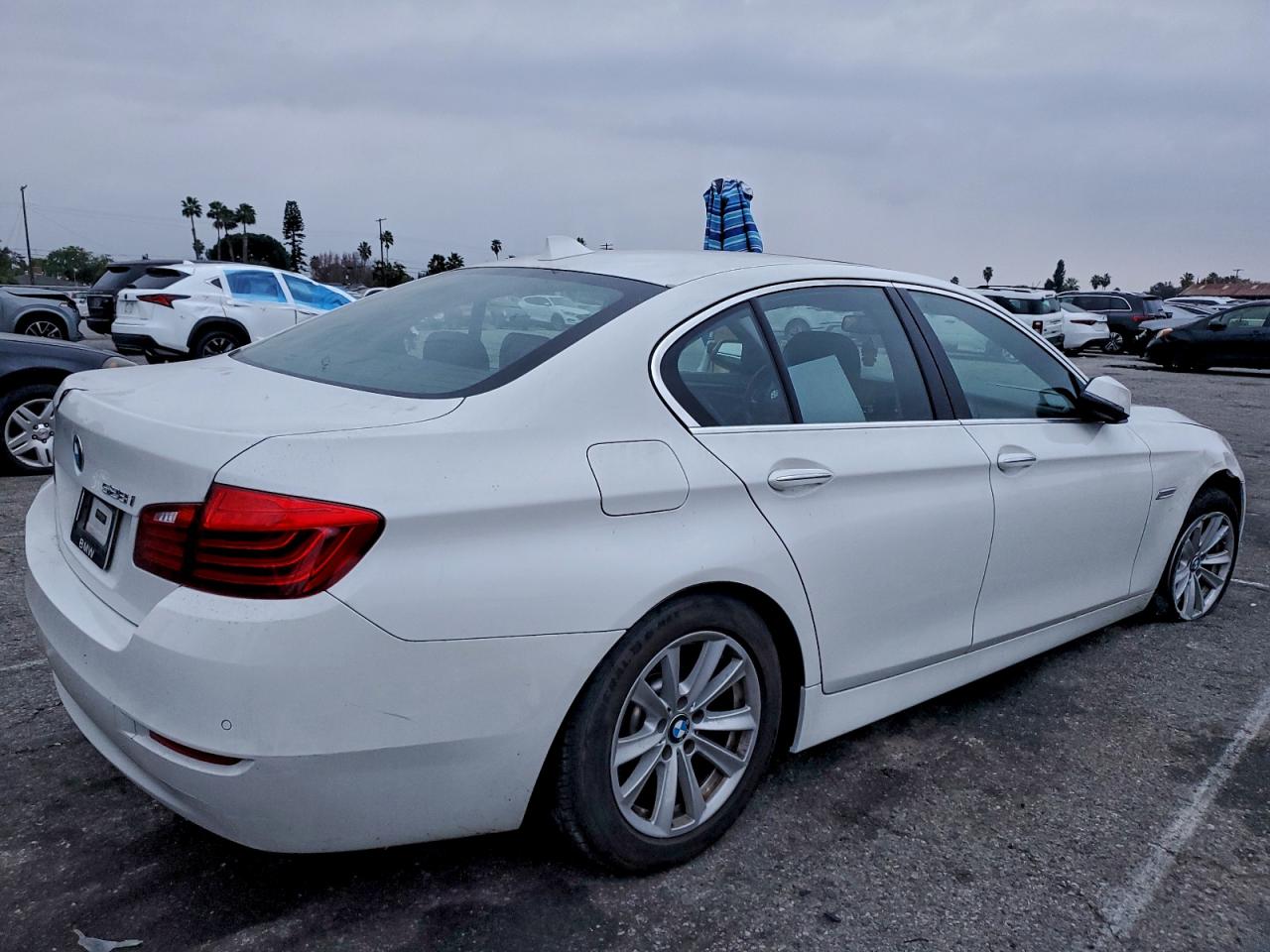 BMW 5 Series I Image 3
