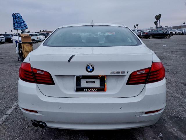 BMW 5 Series I Image 10