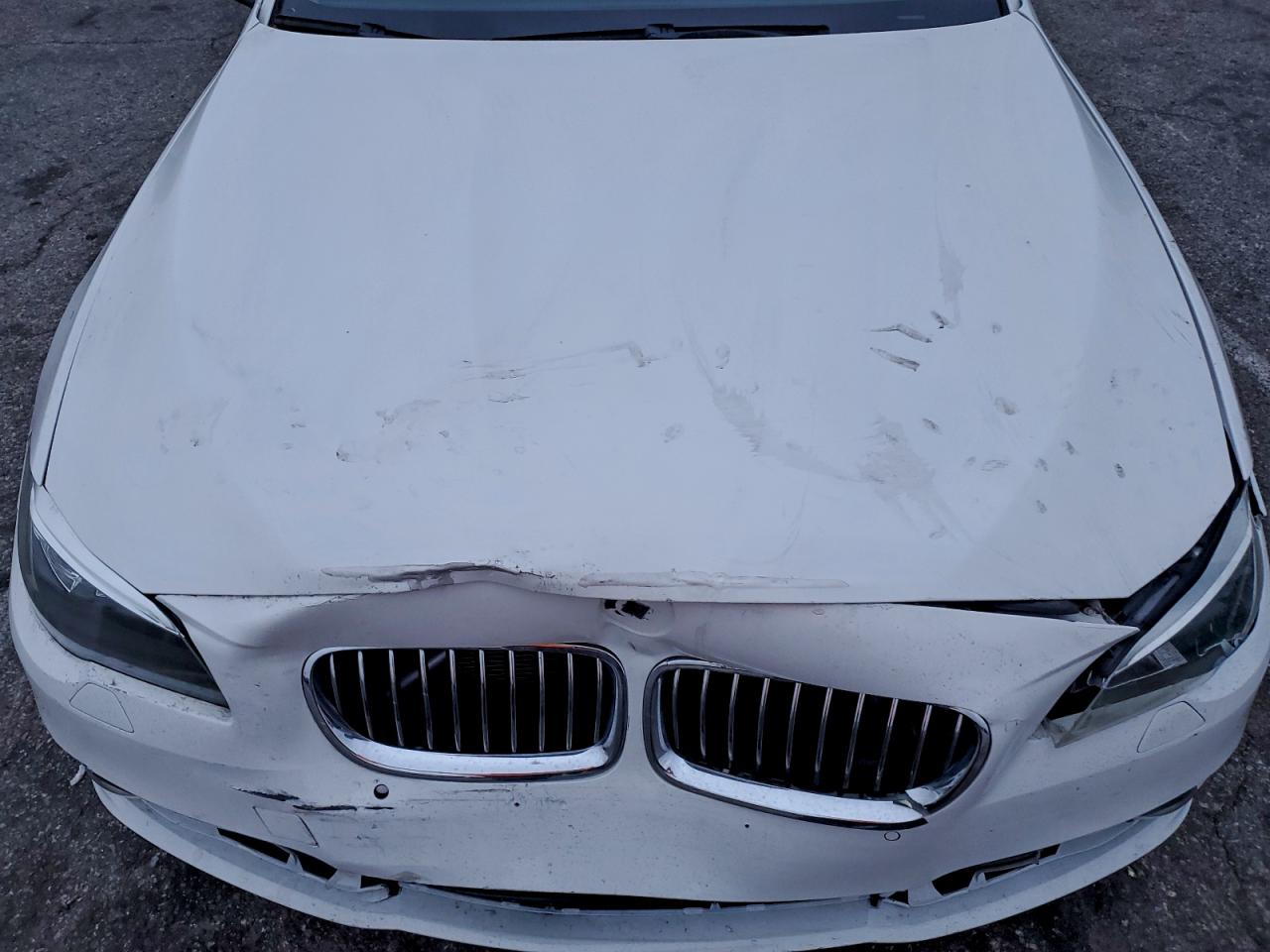 BMW 5 Series I Image 9