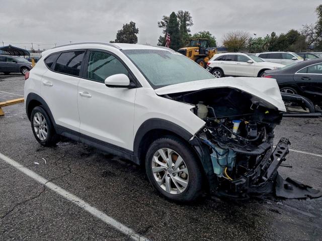 Hyundai TUCSON Limited Image 3