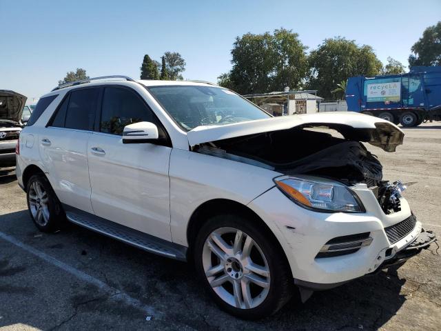 Mercedes-Benz M-Class 350 Bluetec Image 8