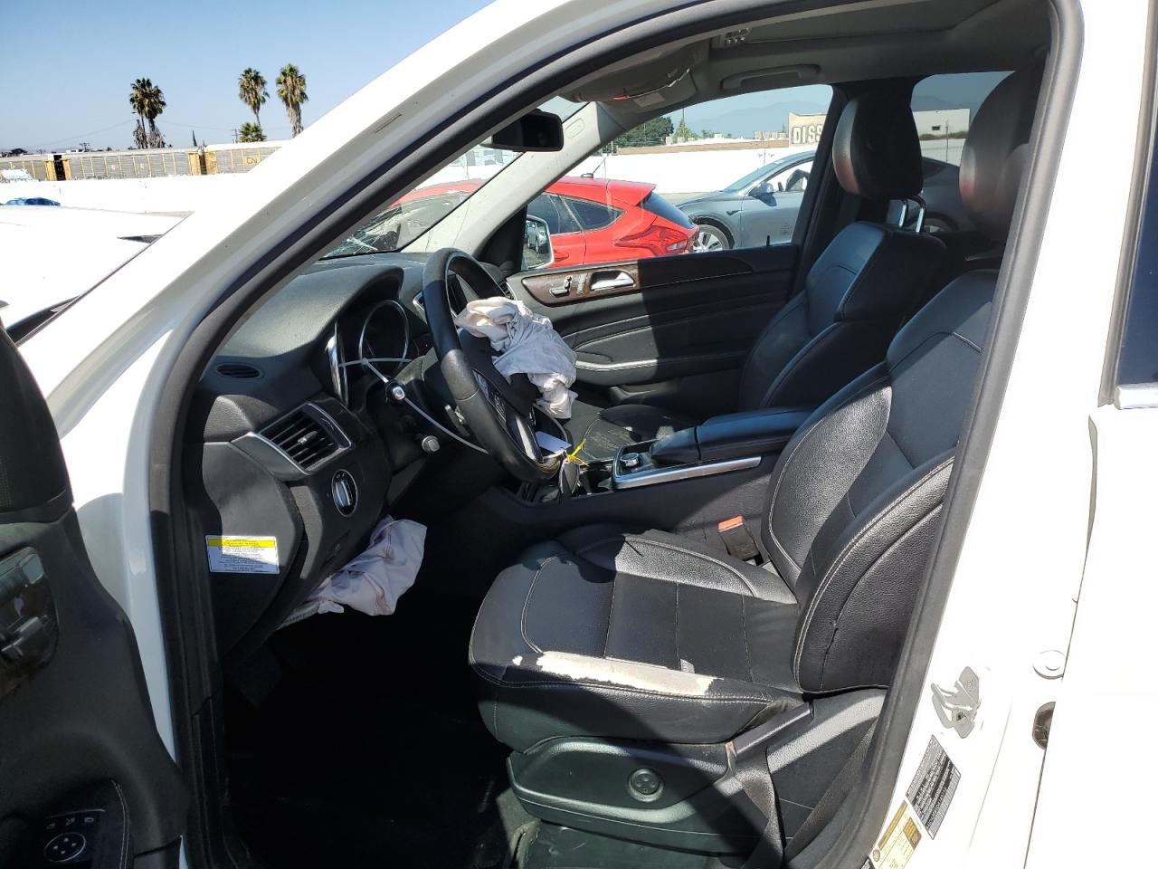 Mercedes-Benz M-Class 350 Bluetec Image 10