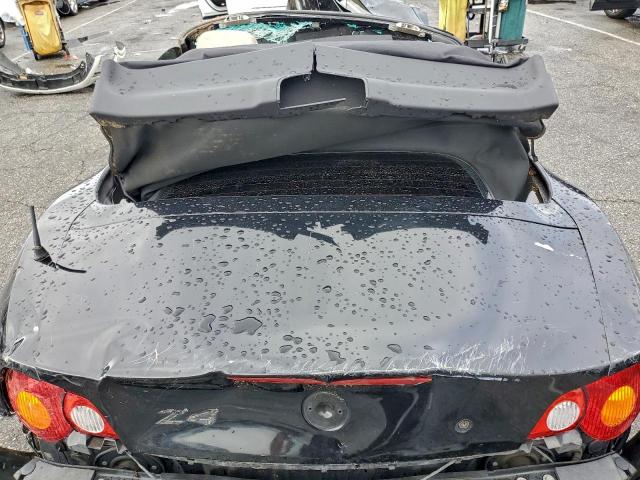 BMW Z Series 2.5 Image 8