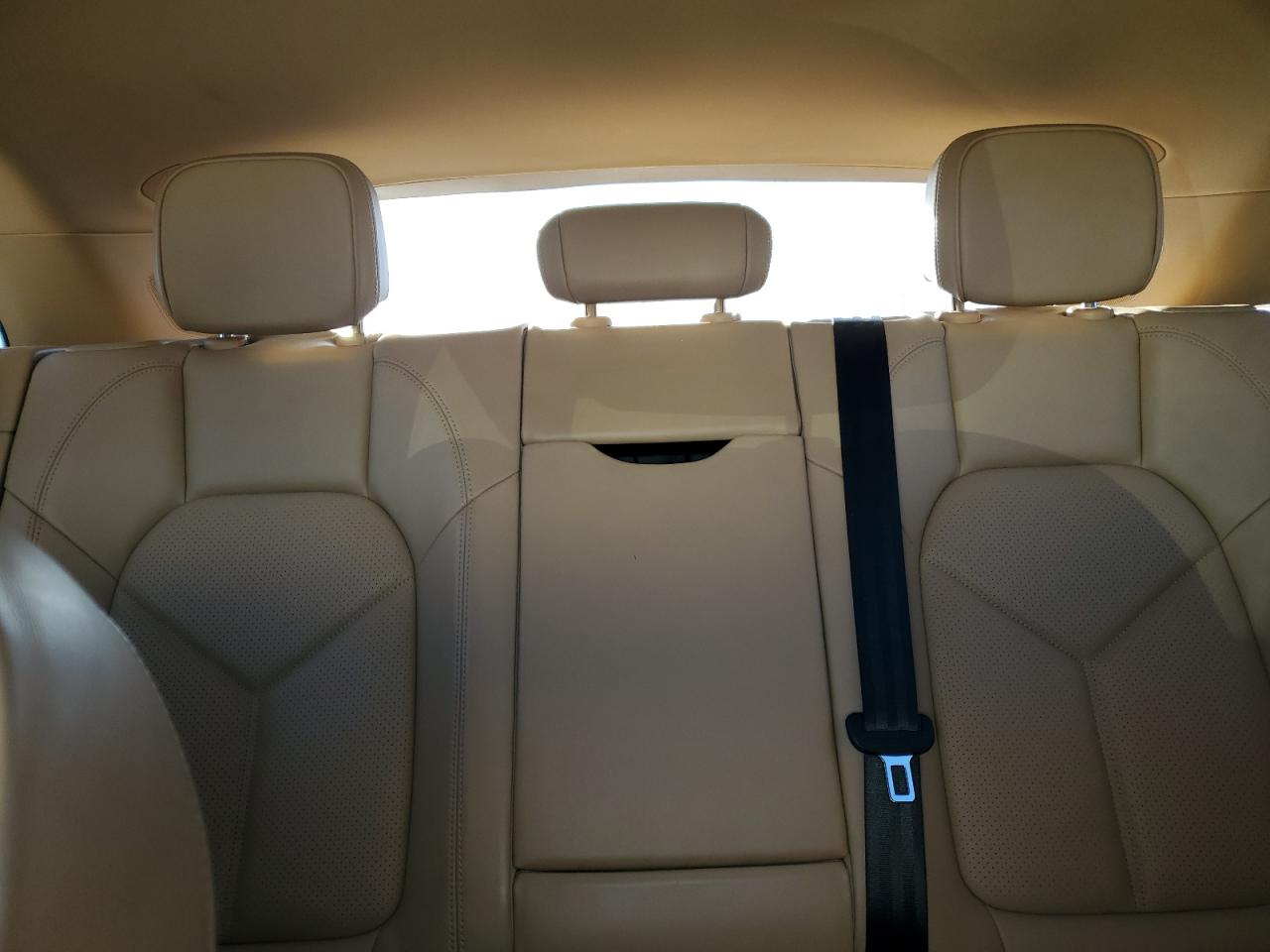 Porsche Macan S Image 14