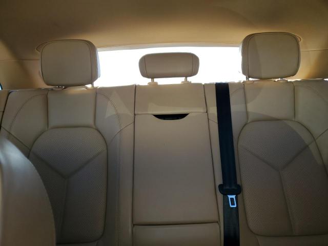 Porsche Macan S Image 14