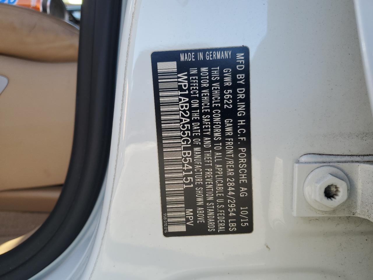 Porsche Macan S Image 9