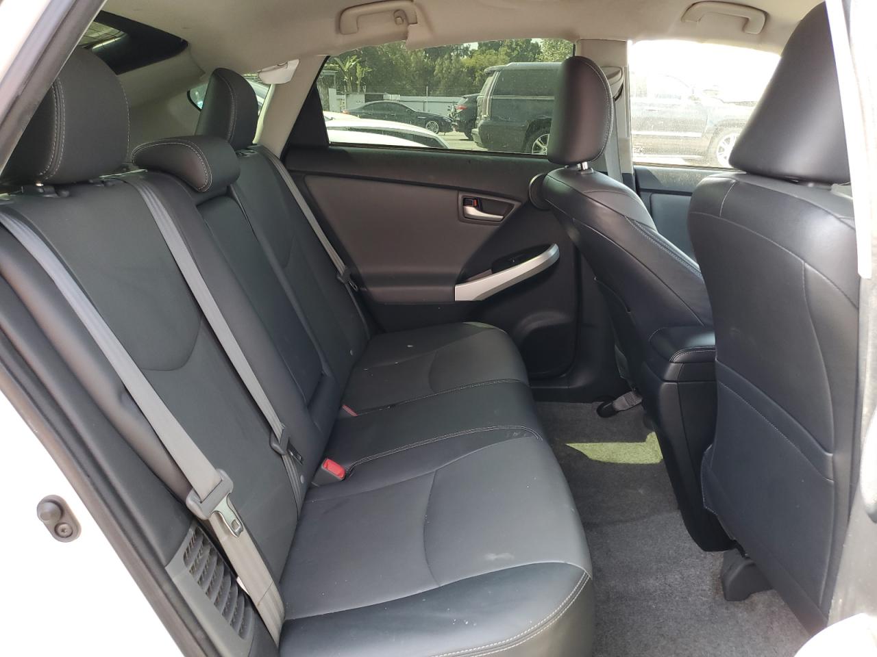 Toyota Prius Image 9