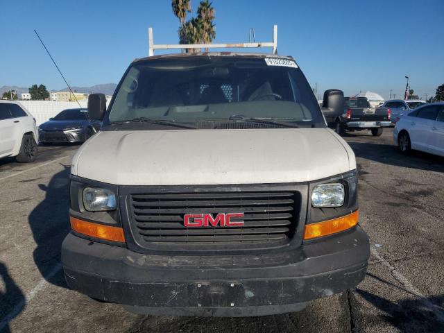 GMC Savana G2500 Image 4