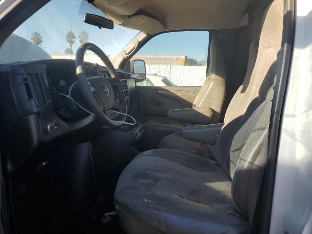 GMC Savana G2500 Image 3