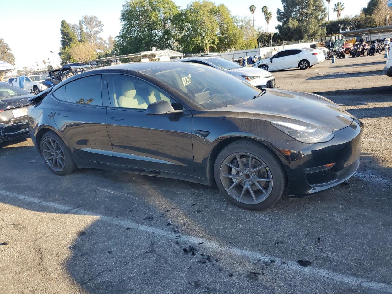 Tesla Model 3 Image 3