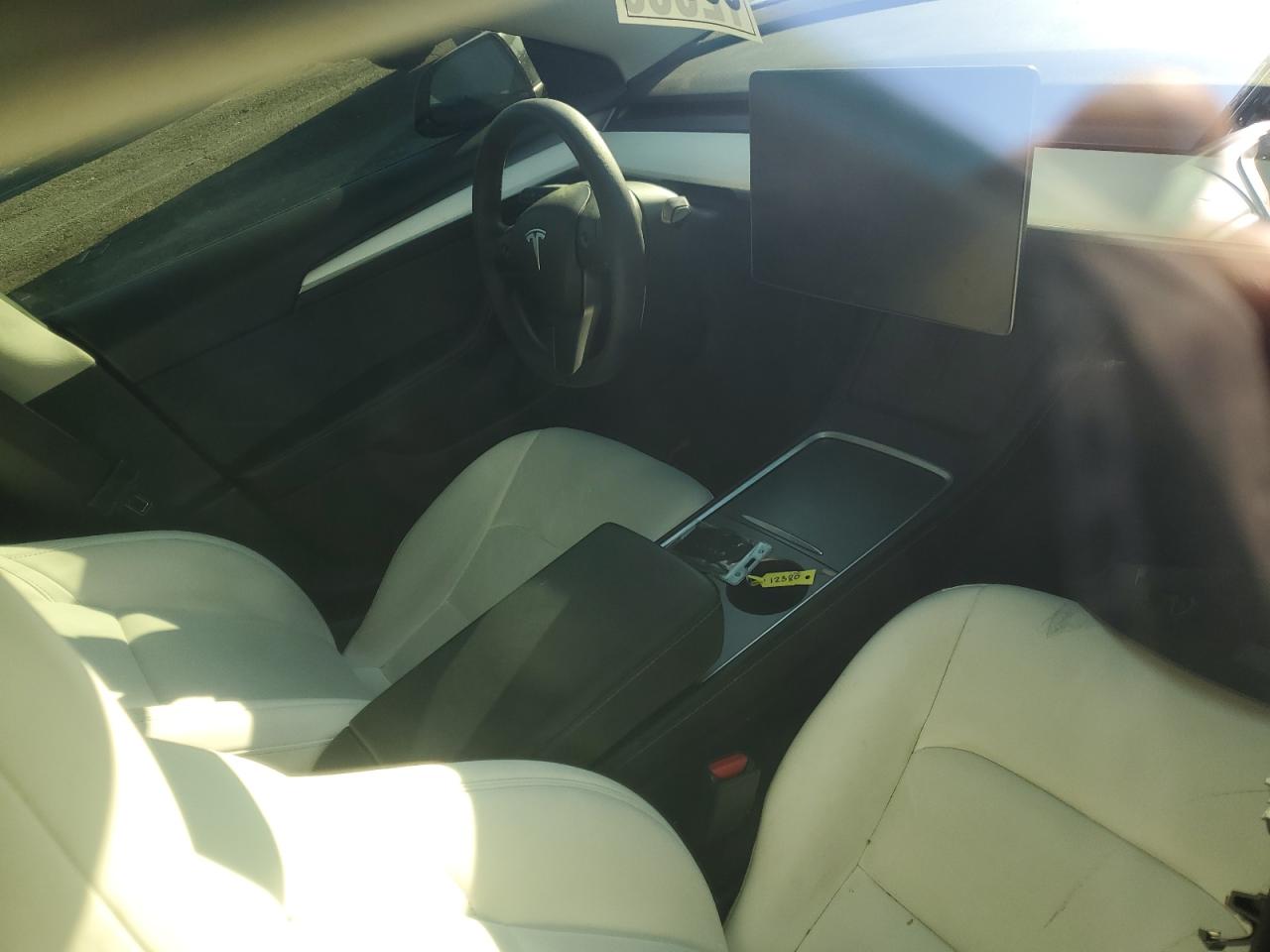 Tesla Model 3 Image 12