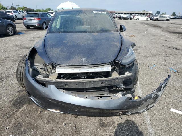 Tesla Model Y Image 2