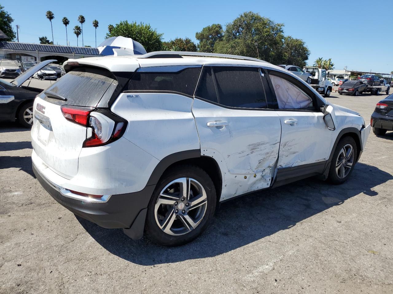 GMC Terrain Slt Image 2