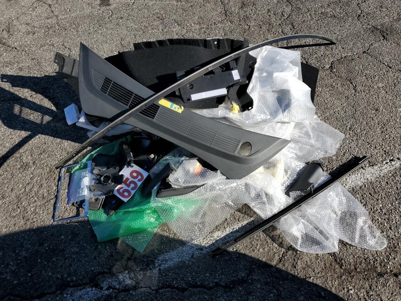 Tesla Model 3 Image 11