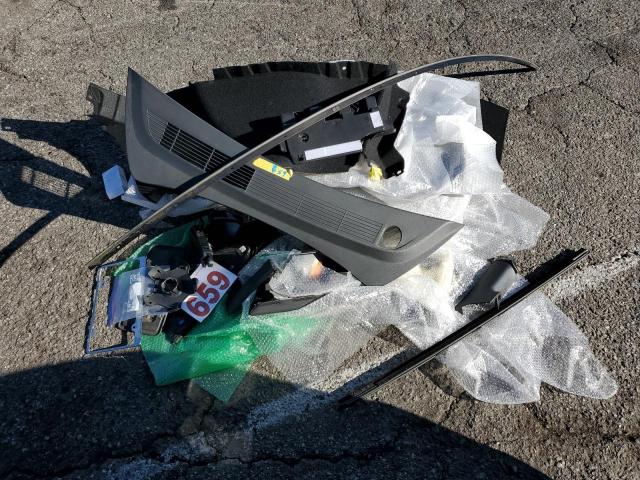 Tesla Model 3 Image 11